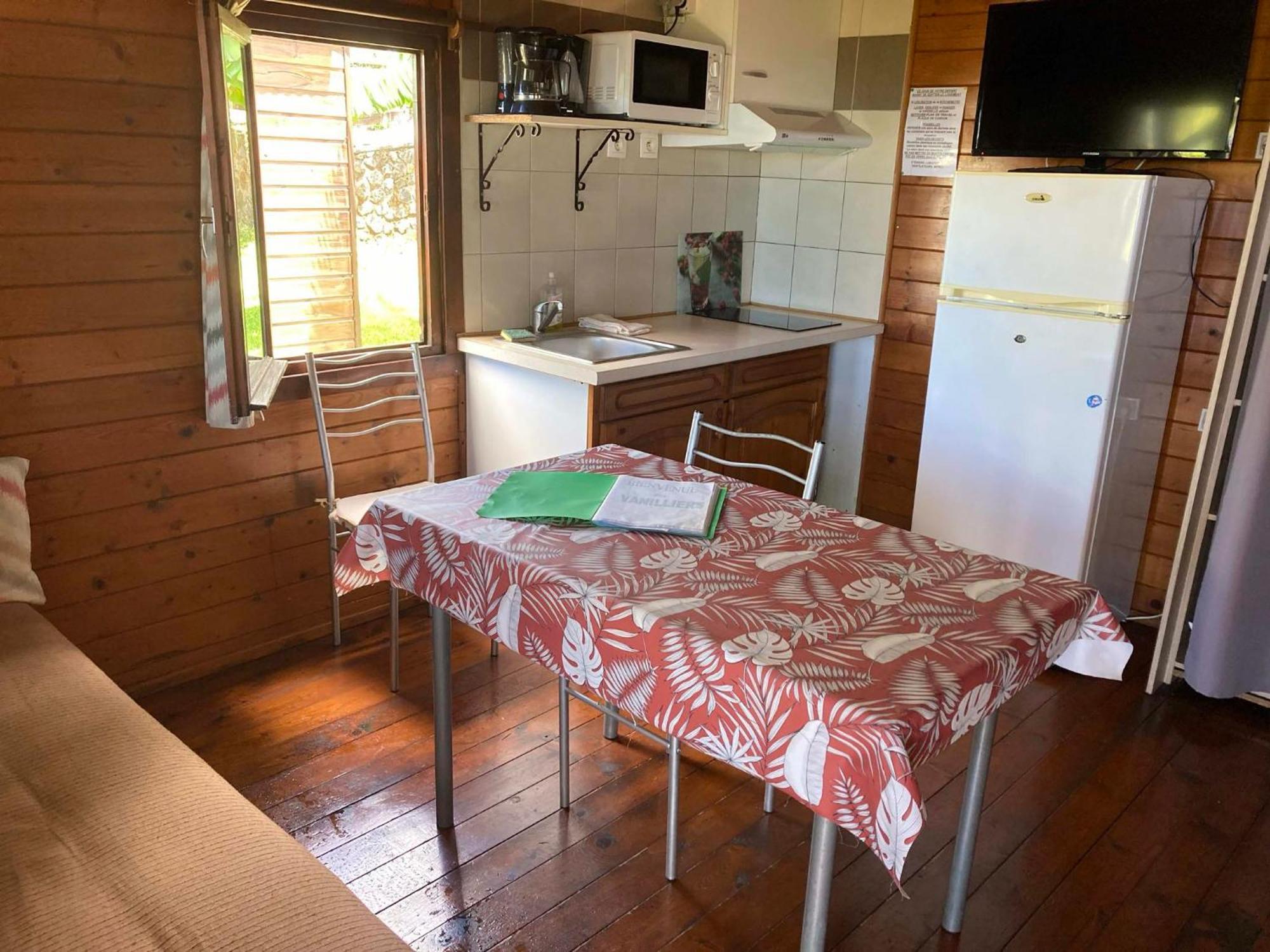 Les Bungalows Les Vanilliers, Sud Sauvage Avec Piscine Saint-Joseph Eksteriør bilde